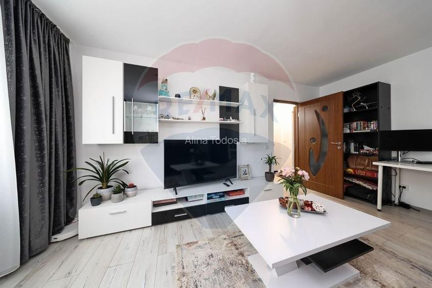 Apartament cu 2 camere circular, mobilat în Calea București Apartament cu 2 camere circular, mobilat în Calea București