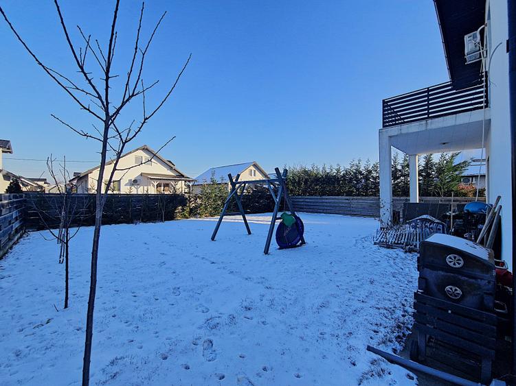 Casa 5 camere ,  2022 ,  126 mp + 44 mp terase ,  490 mp teren,  Miroslava, - 2