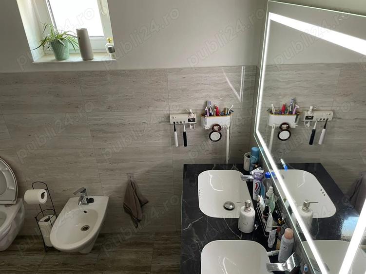 Casa de vanzare+spatiu comercial - 5