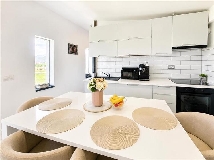 Teren extravilan de 1640 mp, în Exterior Est
