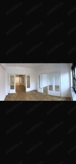 Apartament cu 5 camere semidecomandat în Amzei