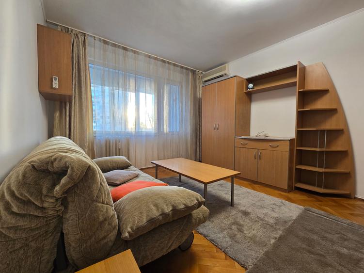 Apartament cu 2 camere decomandat în Dristor