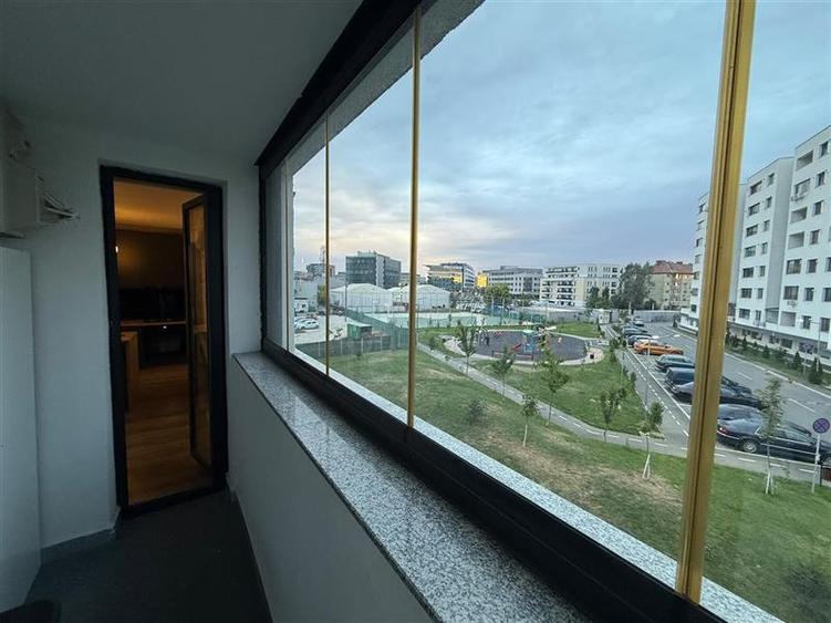 Apartament cu 2 camere semidecomandat, mobilat în Pipera