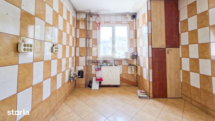 Apartament cu 4 camere în Militari