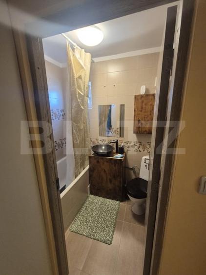 Apartament cu 2 camere semidecomandat, mobilat în Nord