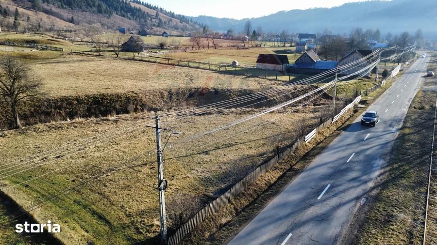 Teren de 5282 mp, în Vatra Moldoviței