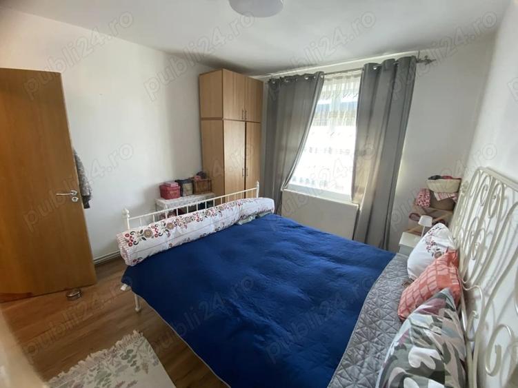 Apartament cu 3 camere semidecomandat în Militari