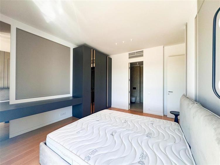 Apartament cu 3 camere decomandat, mobilat în Floreasca