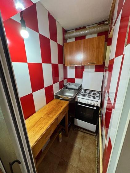 Apartament cu 2 camere nedecomandat în Trivale