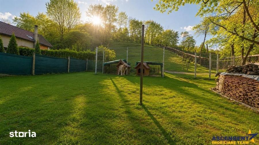 Apartament cu 4 camere decomandat în Ciucului