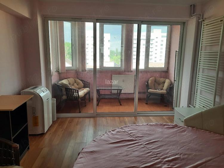 Inchiriez apartament 2 Dormitoare si living+bucatarie Cantemir