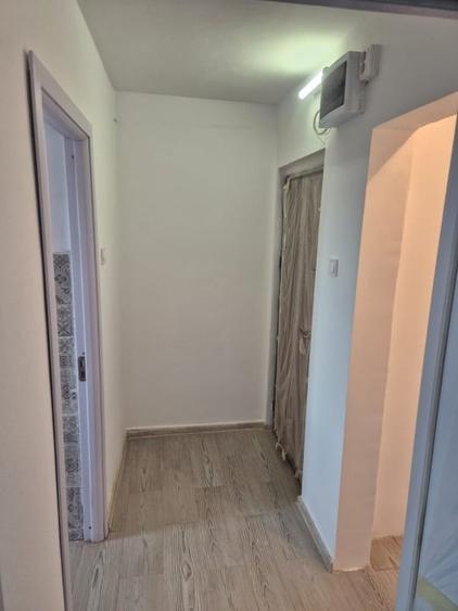 Vând apartament renovat Galați - 3