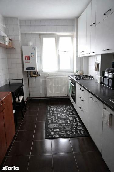 4 camere Pantelimon-Piata Delfinului decomandat,centrala,et. 5,an 1977 - 10