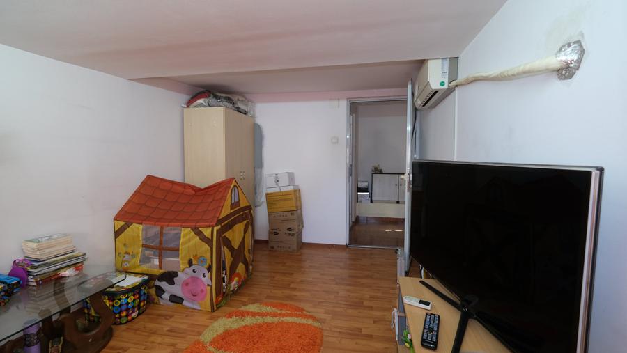 Vanzre 3 corpuri de case noi plus gradina in zona Mihai Bravu Bucuresti - 13