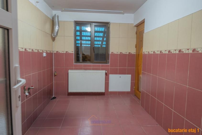 Casa pe 3 niveluri, potrivita pentru familie mare sau investitie inteligenta! - 18