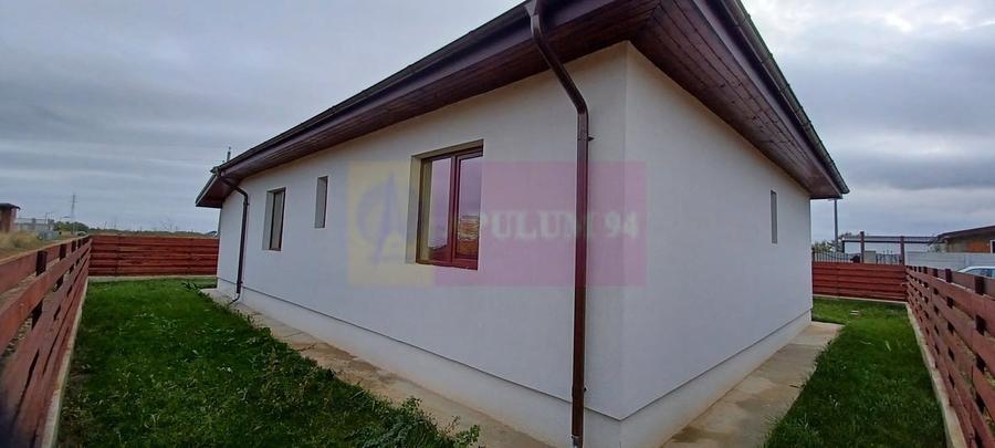 Sabareni, casa noua, 3 camere, 2 bai, bucatarie, terasa, pivnita - 9