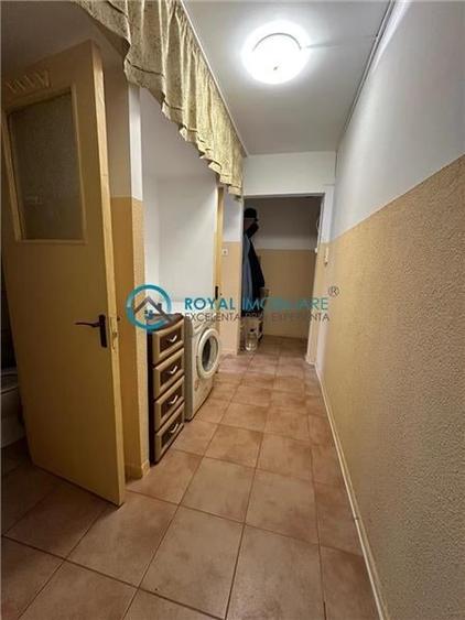 Royal Imobiliare - Vanzare apartament 2 camere zona Vest - 6