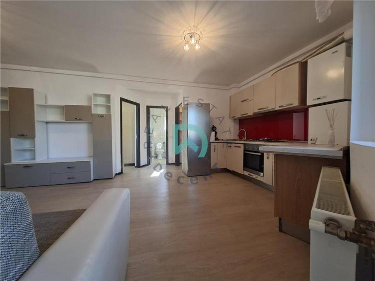 Apartament 2 camere, Tractorul, intermediar, loc de parcare, etaj 1 - 3