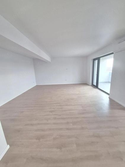 Apartament cu 2 camere de vanzare - Flamingo Luxury - 2