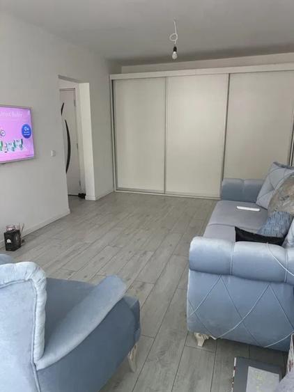 Apartament cu 2 camere in zona Micro 16 - 2