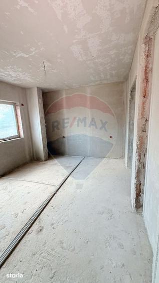 Casă cu 4 camere cu Teren 110 Mp în Theodor Pallady