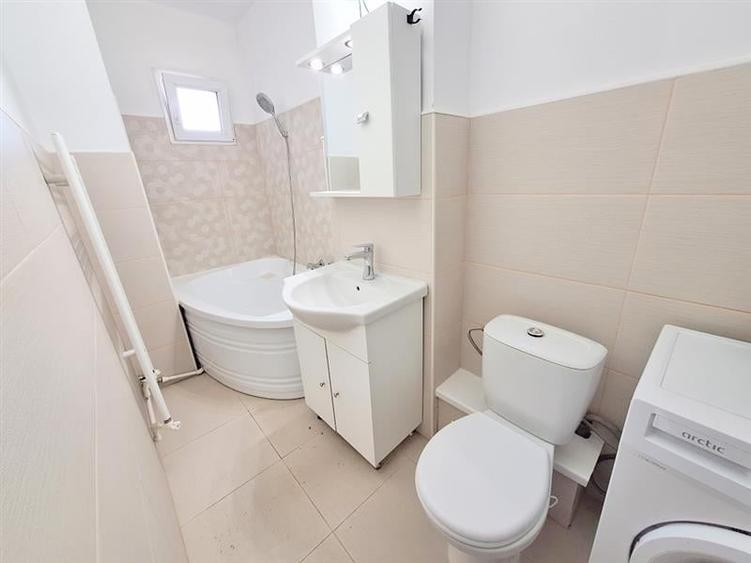 Apartament 2 decomandate, 2 balcoane, Renovat, zona Narcisa - 23