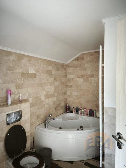 Casa zona Oncea, pe dealurile Oradiei - 16