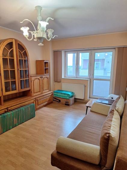 Apartament de vanzare, 3 camere decomandat +2 balcoane, Bd. REPUBLICI - 6