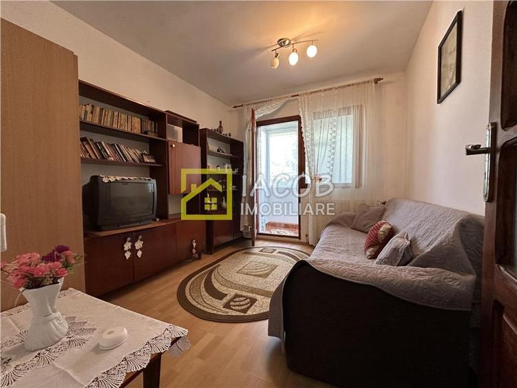 Apartament 3 camere decomandate ? Str. Metalurgiei, Bacău - 6
