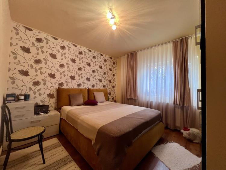 Apartament 4 camere, semidecomandat, 86mp, etaj 2/4 - Soarelui - 3