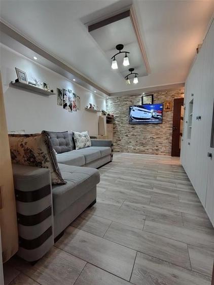 Apartament 2 camere, etaj 8/10, zona Sala Polivalenta - Bulevardul Unirii - 1