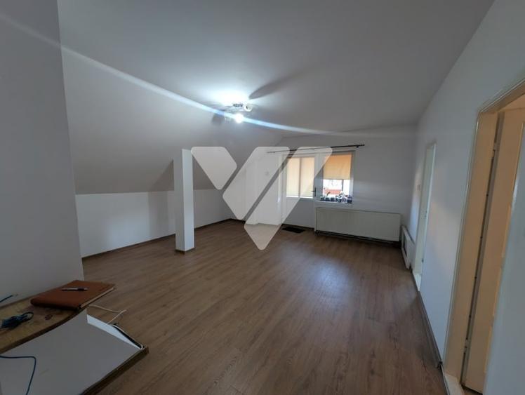 Apartament tip mansarda 3 camere de inchiriat - 2