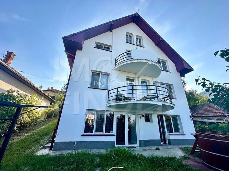 Casă specială de vânzare în Gheorgheni cu 600 mp teren