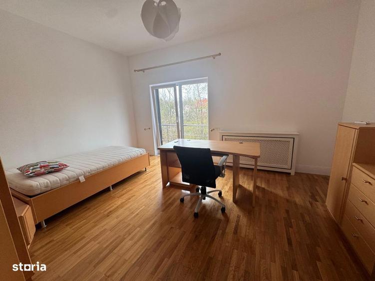 Casa de inchiriat: 9 camere, piscina, garaj - 10