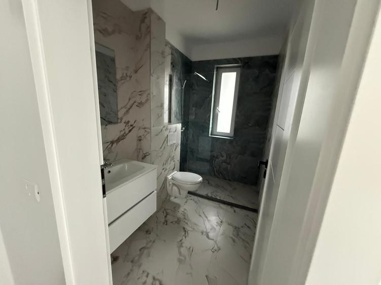 Apartament modern, prima închiriere, complet nou balcon generos - 9