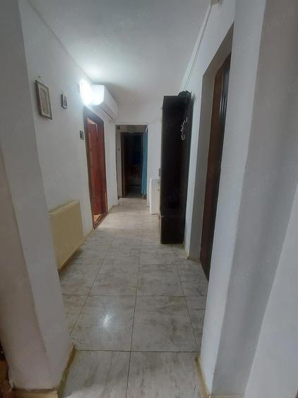 Vanzare apartament 3 camere, zona micro 11 - Targoviste - 6