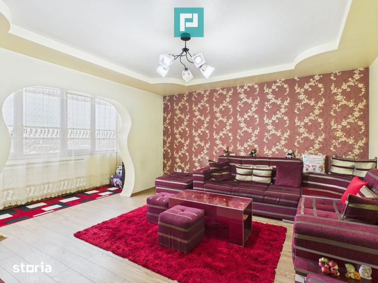 Apartament cu 4 camere decomandat în Aurel Vlaicu