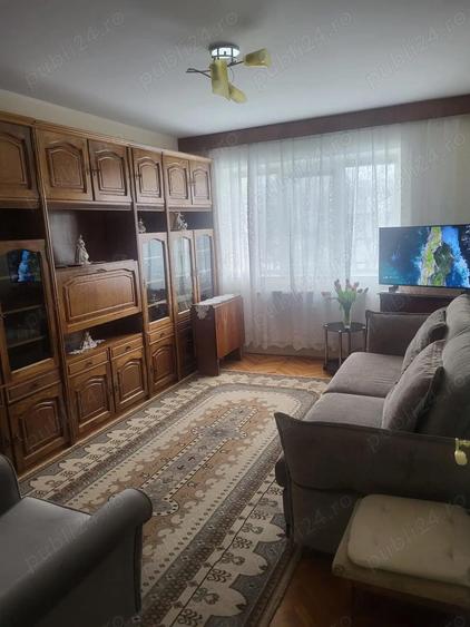 Apartament 3 camere, central Radau?i - etaj 3, renovat - 2