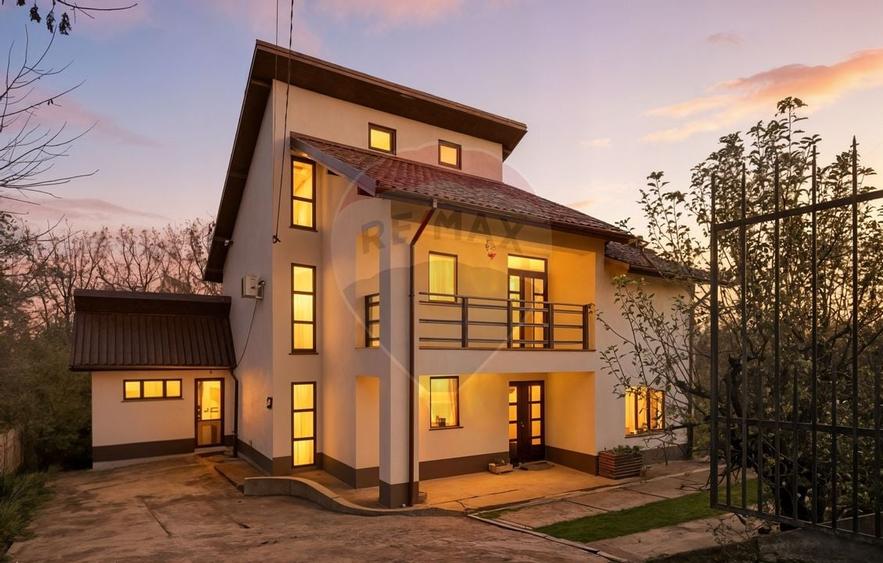 Casa/Vila de Vanzare cu 5 camere,  Teren 757mp - Iasi - Hlincea - 1