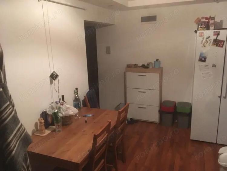 Amenajat, mobilat si utilat in bloc anvelopat - 8