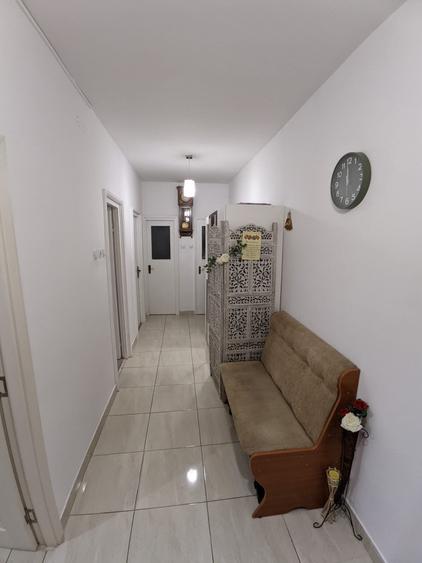 Apartament de vânzare, 3 camere decomandat, 107 mp, parter/4, Plopilor Platinia - 14