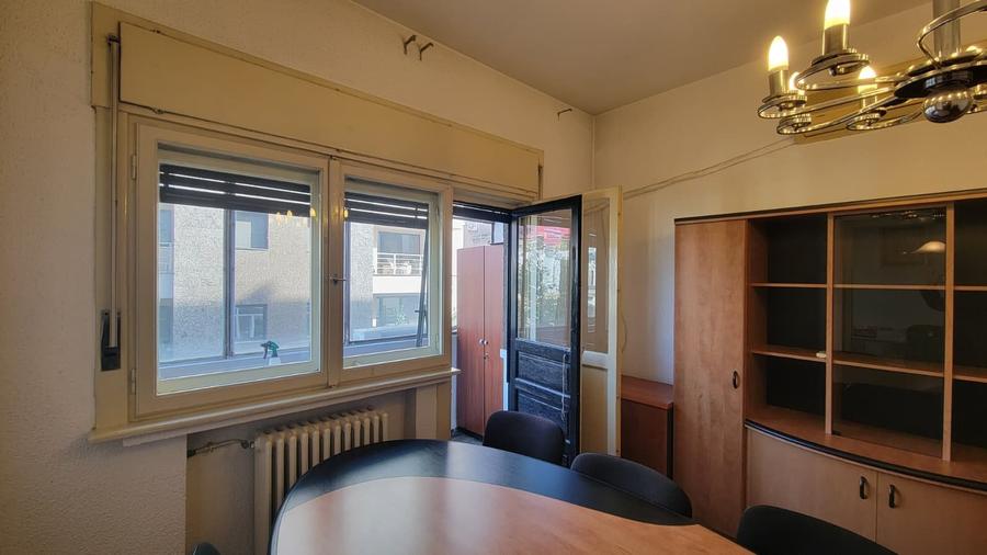 Studiou cochet pe Vasile Lascăr – ideal pentru investiție sau birou-Comision 0% - 2