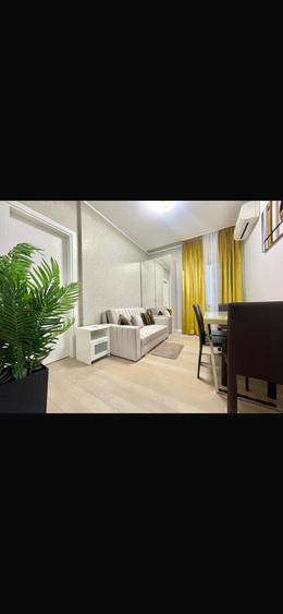 Închiriere apartament  3 camere lux - 9