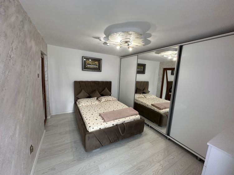 Apartament de vanzare - 1