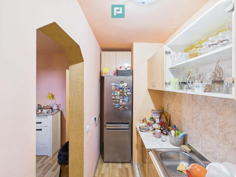 Apartament cu 3 camere tip X,  Str. Feldioarei - 5