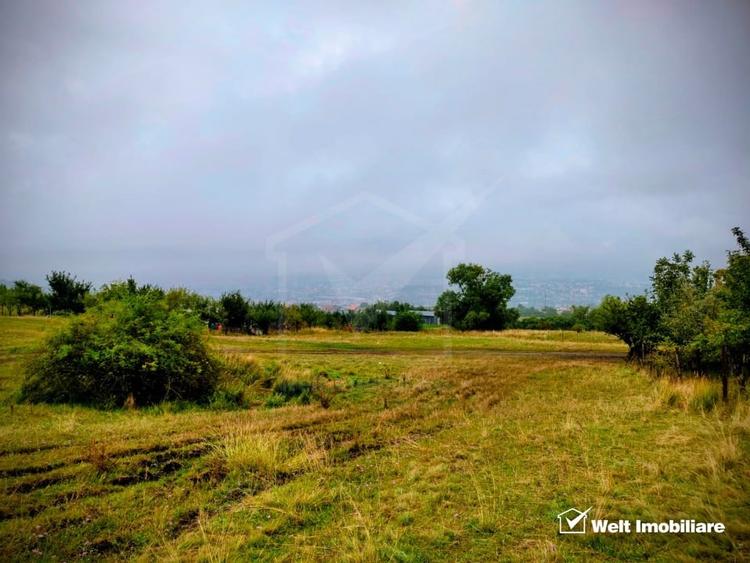 Teren agricol extravilan de 604 mp, în Dâmbul Rotund
