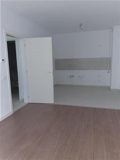 Apartament cu 2 camere decomandat în Rahova