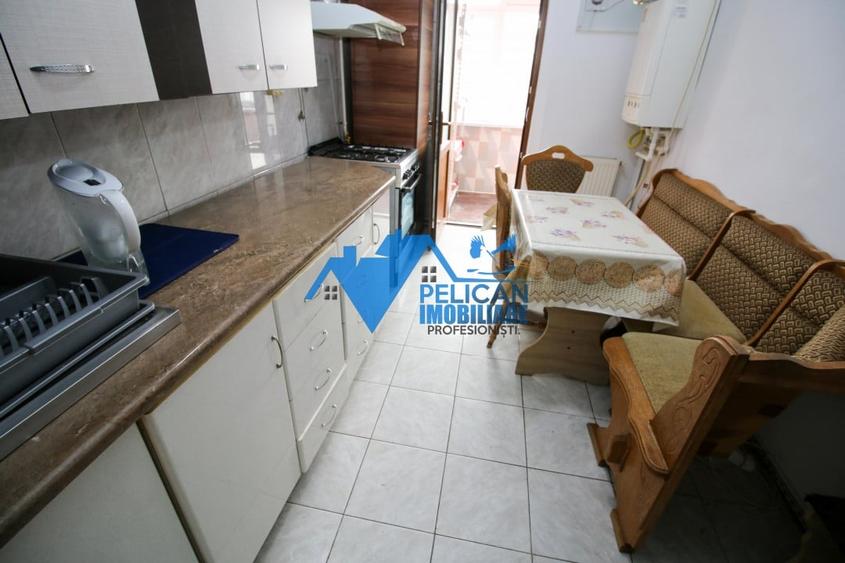 E3, decomandat, 3 camere, renovat complet - 7