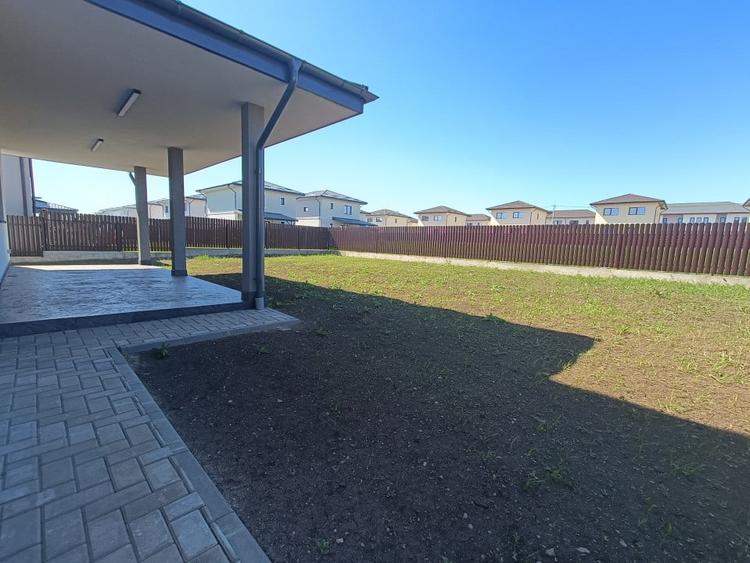 Vila 5 camere, garaj, 644mp teren. Popas Pacurari- V Lupului - 2