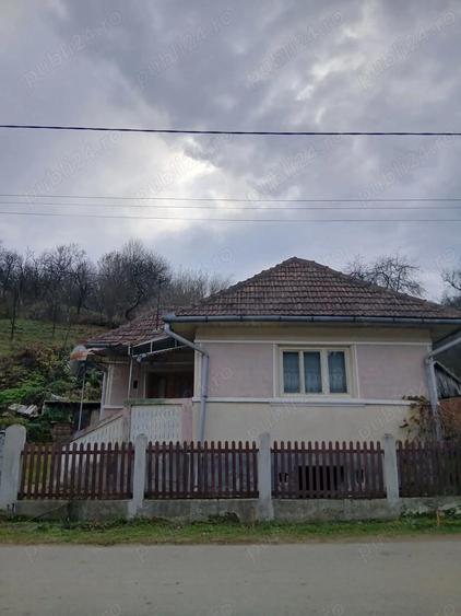 Casa la ?ara la 60 km de Cluj-Napoca - 2